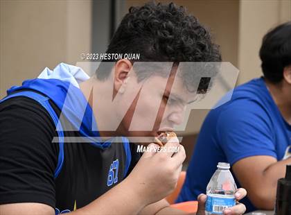 Thumbnail 2 in Surf City Lineman Competition photogallery.