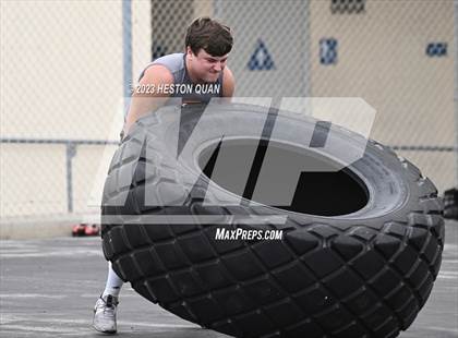 Thumbnail 3 in Surf City Lineman Competition photogallery.