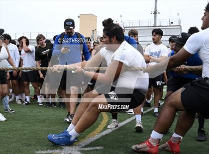 Thumbnail 3 in Surf City Lineman Competition photogallery.