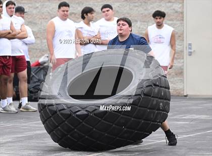 Thumbnail 1 in Surf City Lineman Competition photogallery.