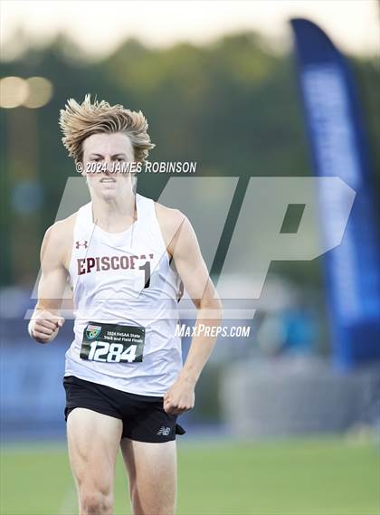 Thumbnail 2 in FHSAA 2A Finals (800 Meter) photogallery.