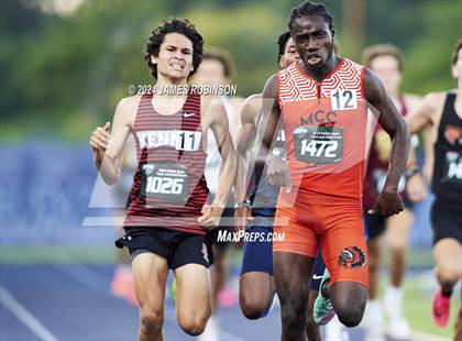 Thumbnail 3 in FHSAA 2A Finals (800 Meter) photogallery.