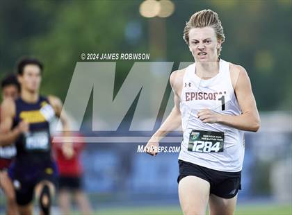 Thumbnail 3 in FHSAA 2A Finals (800 Meter) photogallery.