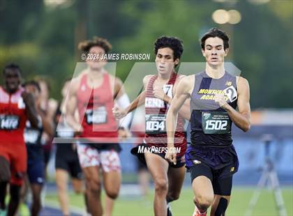 Thumbnail 1 in FHSAA 2A Finals (800 Meter) photogallery.