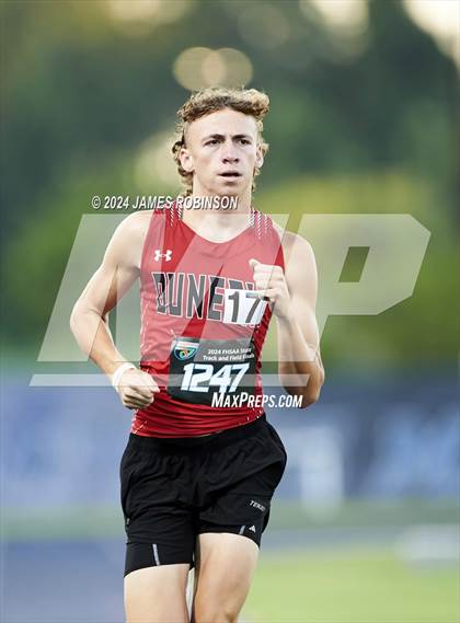 Thumbnail 3 in FHSAA 2A Finals (800 Meter) photogallery.