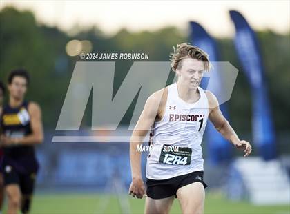 Thumbnail 3 in FHSAA 2A Finals (800 Meter) photogallery.