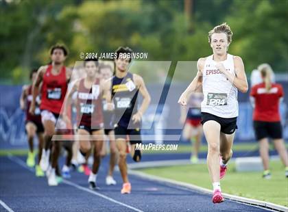 Thumbnail 1 in FHSAA 2A Finals (800 Meter) photogallery.