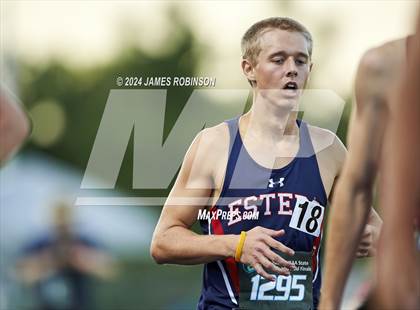 Thumbnail 2 in FHSAA 2A Finals (800 Meter) photogallery.