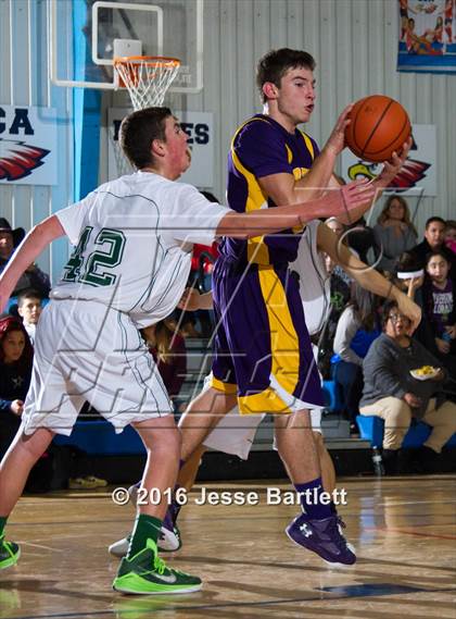 Thumbnail 1 in Reserve vs. Hope Christian (Evangel Eagle Classic) photogallery.