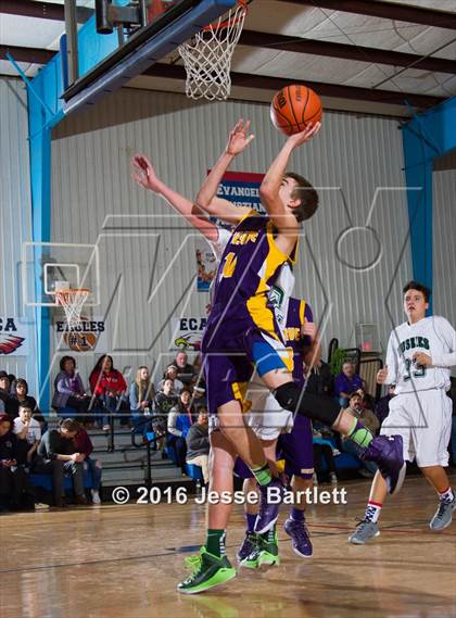Thumbnail 2 in Reserve vs. Hope Christian (Evangel Eagle Classic) photogallery.