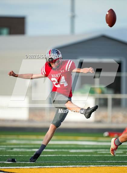 Thumbnail 1 in Manti @ Union photogallery.