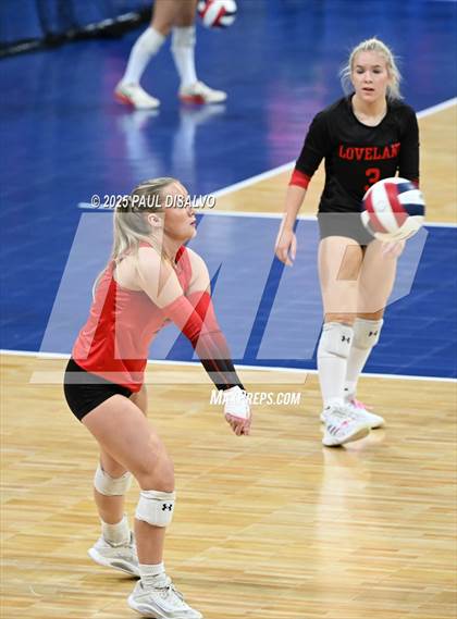 Thumbnail 3 in Pine Creek vs. Loveland (CHSAA 5A 1st Round) photogallery.