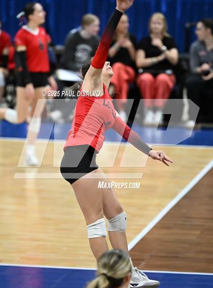 Thumbnail 2 in Pine Creek vs. Loveland (CHSAA 5A 1st Round) photogallery.