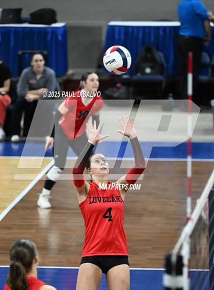 Thumbnail 2 in Pine Creek vs. Loveland (CHSAA 5A 1st Round) photogallery.