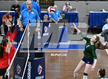 Thumbnail 2 in Pine Creek vs. Loveland (CHSAA 5A 1st Round) photogallery.