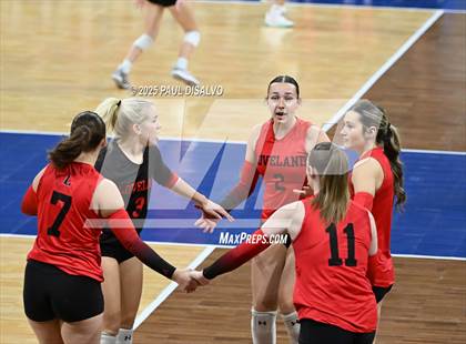 Thumbnail 1 in Pine Creek vs. Loveland (CHSAA 5A 1st Round) photogallery.