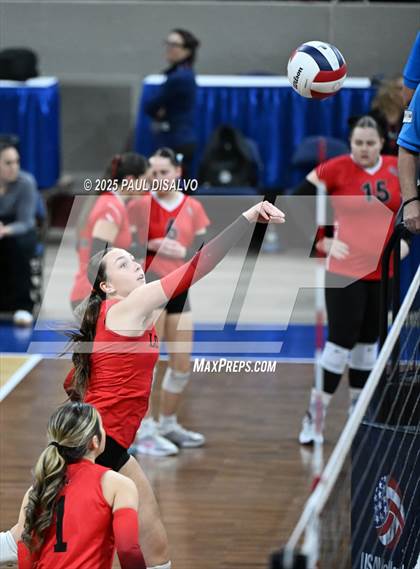 Thumbnail 3 in Pine Creek vs. Loveland (CHSAA 5A 1st Round) photogallery.