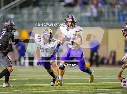 Thumbnail 3 in Pioneer vs. Liberty Hill (UIL Football 5A Division 2 Region 4 Area) photogallery.