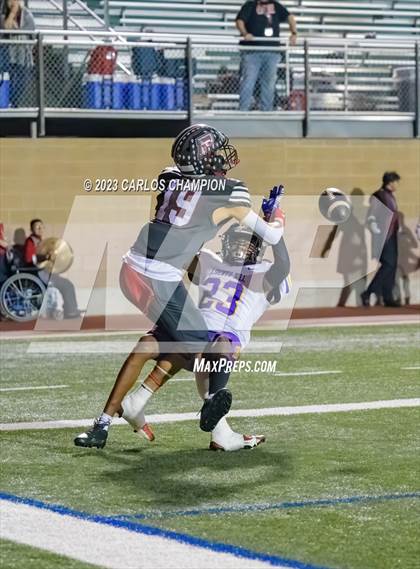 Thumbnail 2 in Pioneer vs. Liberty Hill (UIL Football 5A Division 2 Region 4 Area) photogallery.