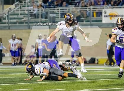 Thumbnail 2 in Pioneer vs. Liberty Hill (UIL Football 5A Division 2 Region 4 Area) photogallery.