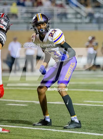 Thumbnail 2 in Pioneer vs. Liberty Hill (UIL Football 5A Division 2 Region 4 Area) photogallery.