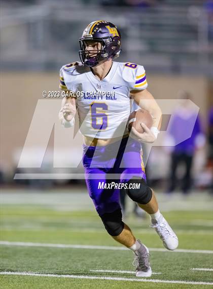 Thumbnail 1 in Pioneer vs. Liberty Hill (UIL Football 5A Division 2 Region 4 Area) photogallery.