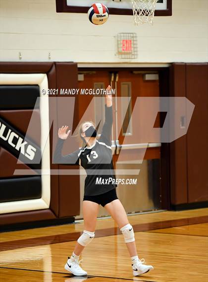 Thumbnail 2 in Illini Bluffs @ Havana photogallery.