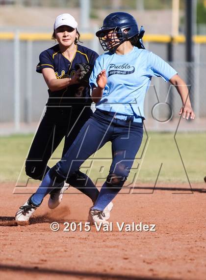 Thumbnail 1 in Flowing Wells vs. Pueblo (Tucson Badger Invitational) photogallery.