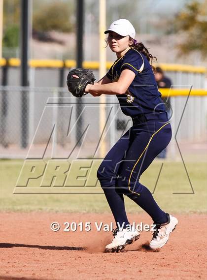 Thumbnail 3 in Flowing Wells vs. Pueblo (Tucson Badger Invitational) photogallery.