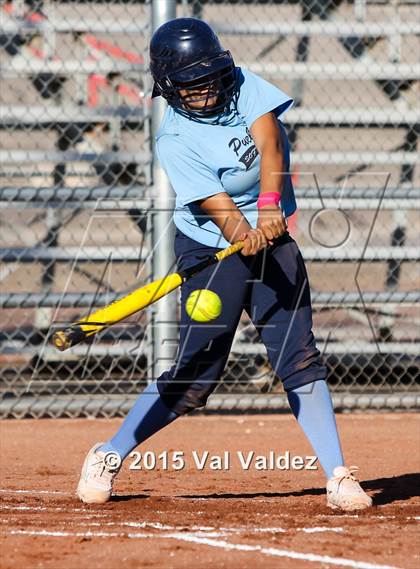 Thumbnail 3 in Flowing Wells vs. Pueblo (Tucson Badger Invitational) photogallery.