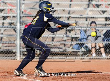 Thumbnail 2 in Flowing Wells vs. Pueblo (Tucson Badger Invitational) photogallery.