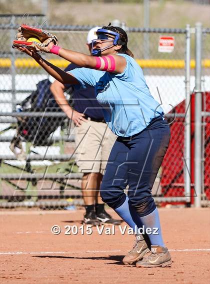 Thumbnail 3 in Flowing Wells vs. Pueblo (Tucson Badger Invitational) photogallery.