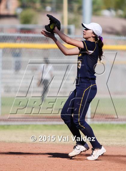 Thumbnail 1 in Flowing Wells vs. Pueblo (Tucson Badger Invitational) photogallery.