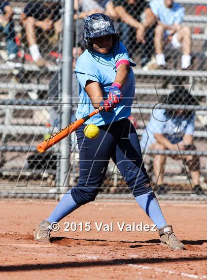 Thumbnail 2 in Flowing Wells vs. Pueblo (Tucson Badger Invitational) photogallery.