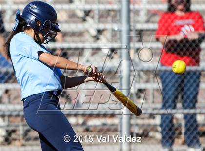 Thumbnail 3 in Flowing Wells vs. Pueblo (Tucson Badger Invitational) photogallery.
