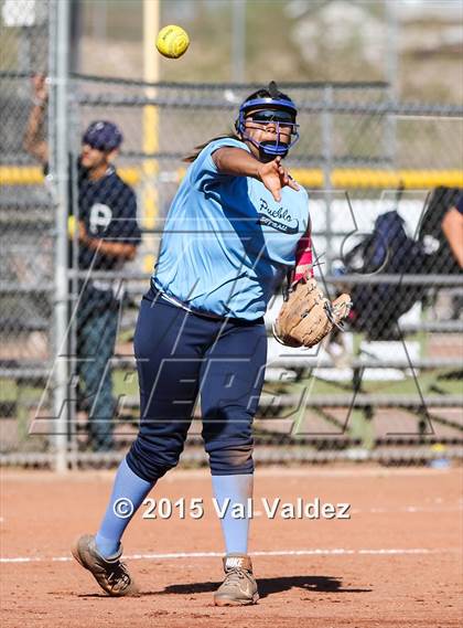 Thumbnail 1 in Flowing Wells vs. Pueblo (Tucson Badger Invitational) photogallery.