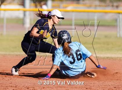 Thumbnail 1 in Flowing Wells vs. Pueblo (Tucson Badger Invitational) photogallery.