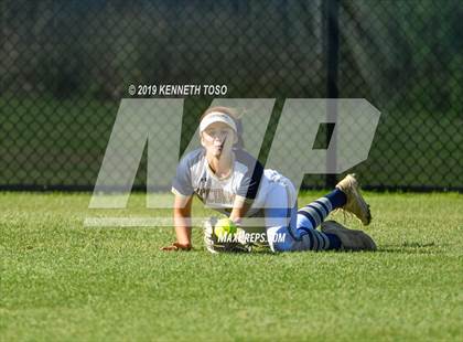 Thumbnail 2 in Stevens vs O'Connor photogallery.