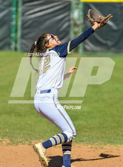 Thumbnail 1 in Stevens vs O'Connor photogallery.