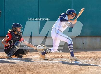 Thumbnail 3 in Stevens vs O'Connor photogallery.