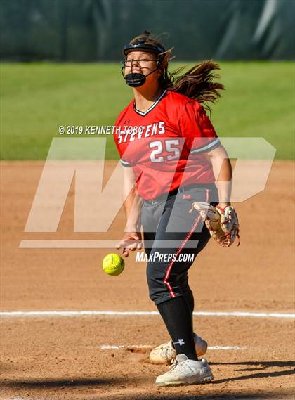 Thumbnail 2 in Stevens vs O'Connor photogallery.