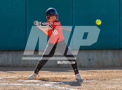 Thumbnail 1 in Stevens vs O'Connor photogallery.