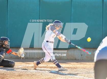 Thumbnail 2 in Stevens vs O'Connor photogallery.