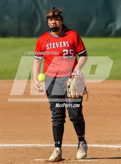 Thumbnail 1 in Stevens vs O'Connor photogallery.
