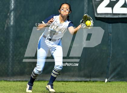 Thumbnail 2 in Stevens vs O'Connor photogallery.
