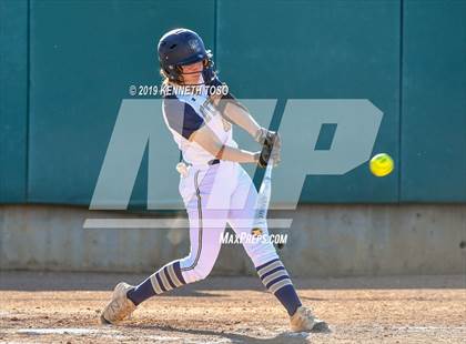 Thumbnail 3 in Stevens vs O'Connor photogallery.