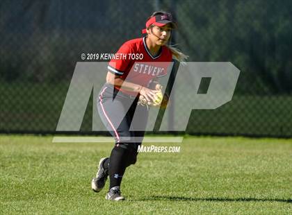 Thumbnail 1 in Stevens vs O'Connor photogallery.