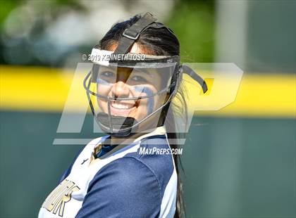 Thumbnail 3 in Stevens vs O'Connor photogallery.