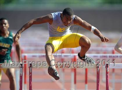 Thumbnail 2 in Moore League Finals photogallery.