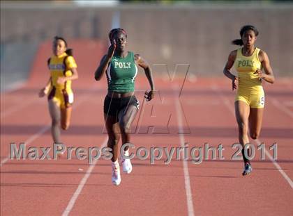 Thumbnail 2 in Moore League Finals photogallery.